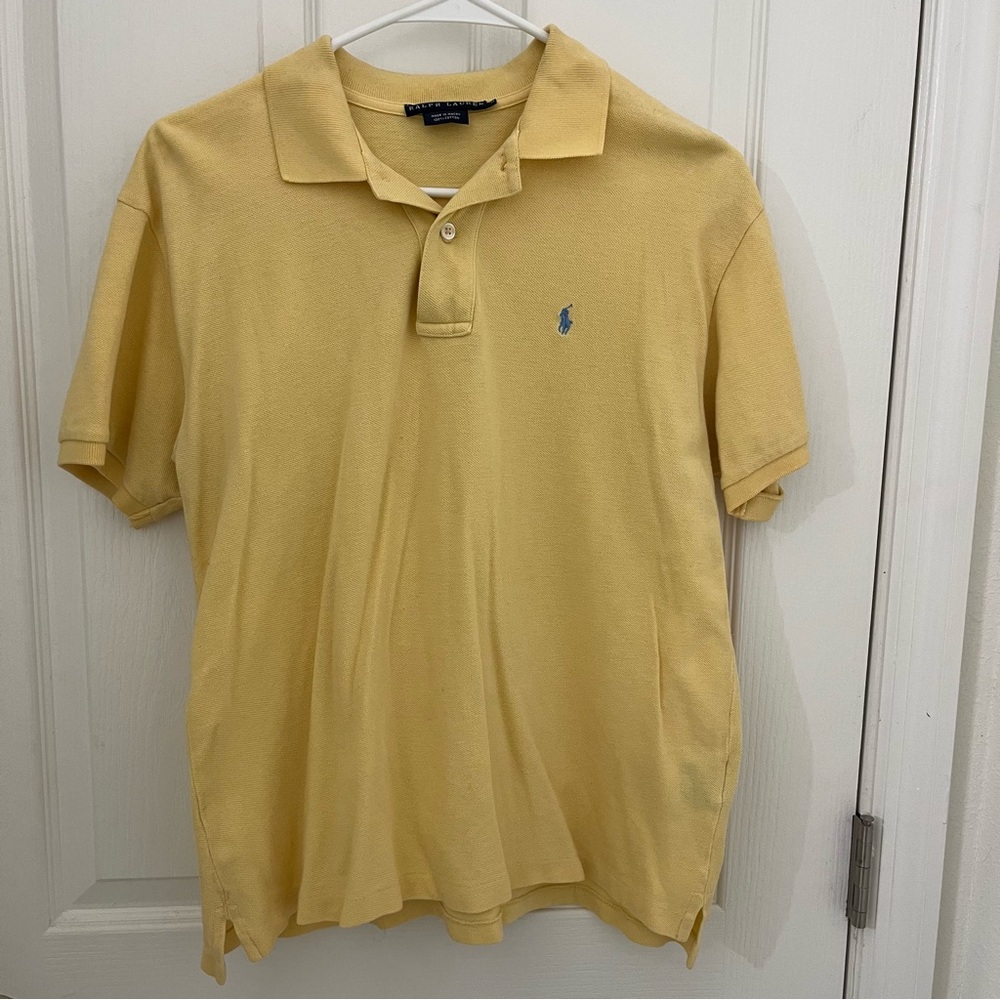 Women’s Ralph Lauren polo shirt. Size M.